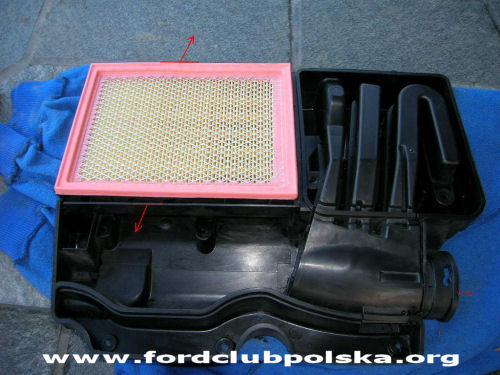 Wymiana filtra powietrza Fusion 1.4 16V Porady Ford